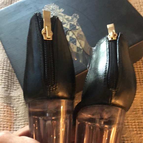 Fashion nova clear heels - Picture 5 of 7